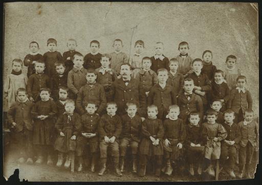 Photographies d'élèves des écoles de Breuil-Barret.