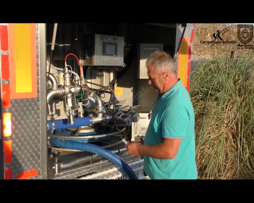 [La Jaudonnière : Ferme laitière Charrier. GAEC l’Enclos, le camion-citerne (suite), 2019]